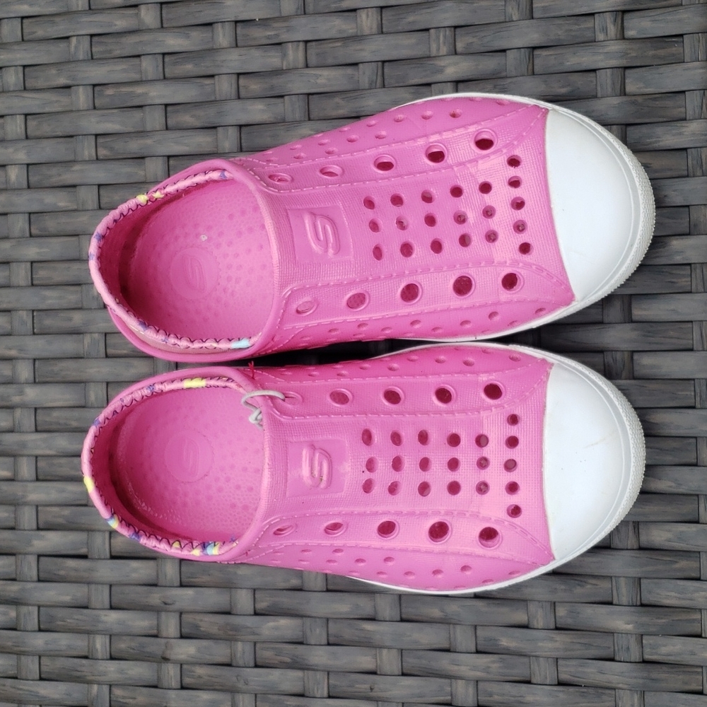 Girls sketchers waterproof shoes